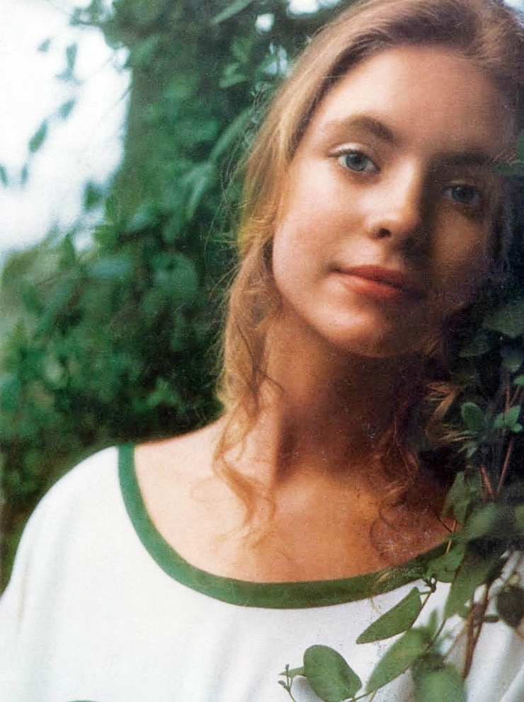 Judi Bowker Judi Bowker