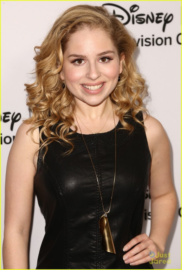 Allie Grant new girl