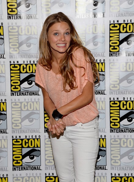 Tracy Spiridakos