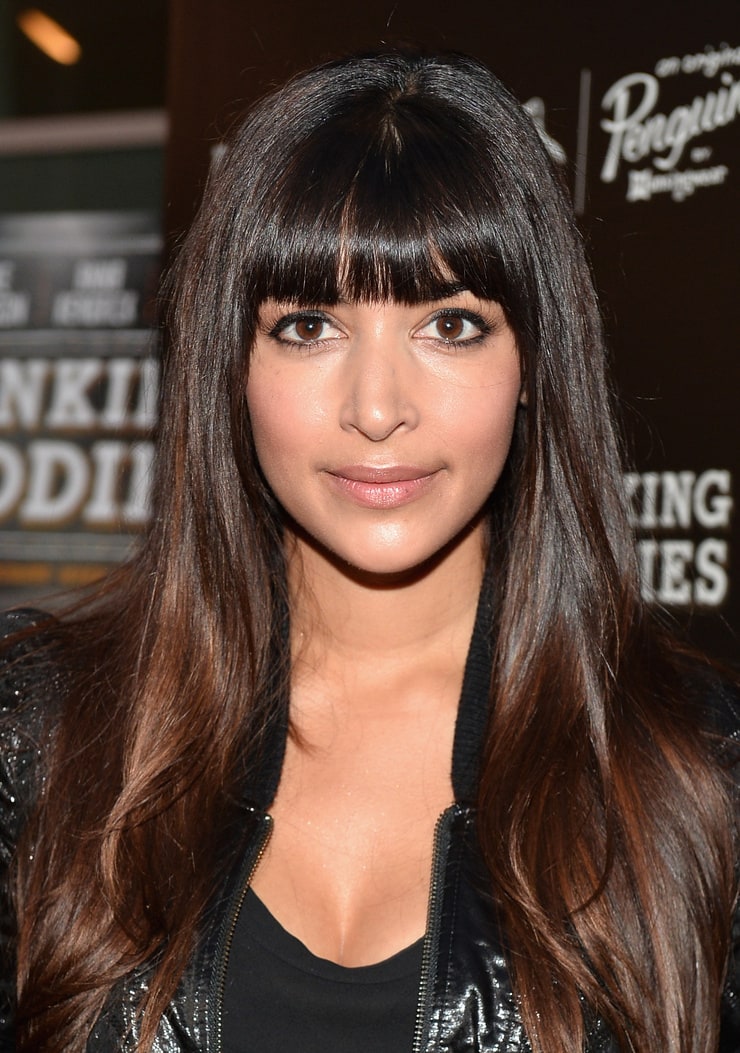 Hannah Simone Hannah Simone