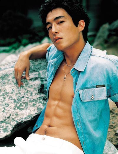 Daniel Henney