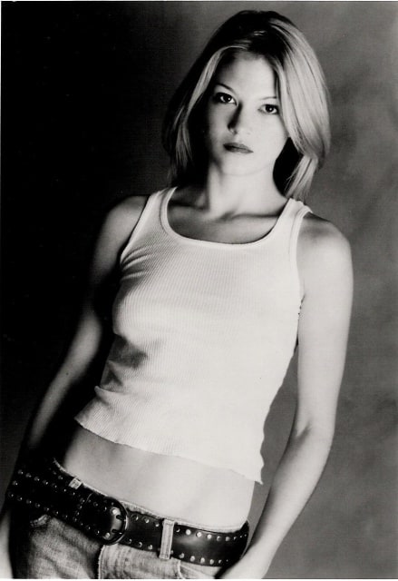 Nicki Aycox Nicki Aycox