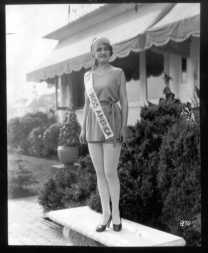 Lois Delander Lois Delander