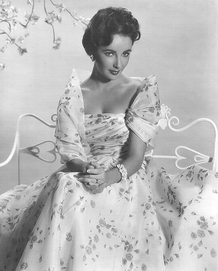Elizabeth Taylor Elizabeth Taylor