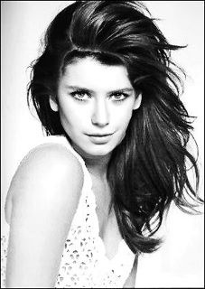Beren Saat Beren Saat