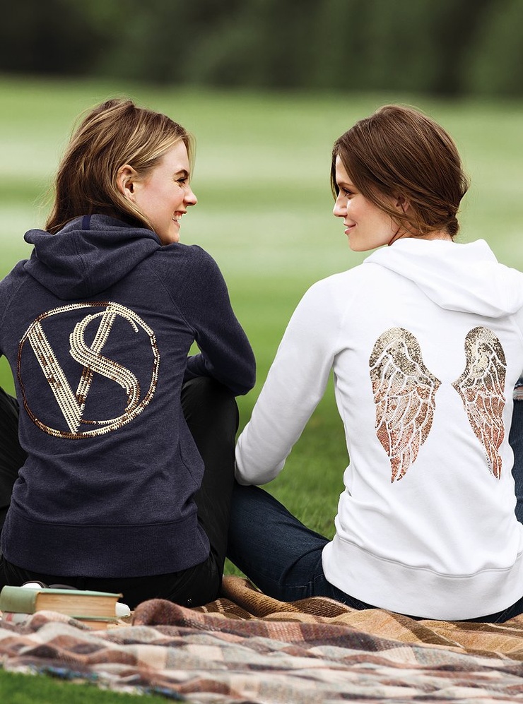 Behati Prinsloo Behati Prinsloo