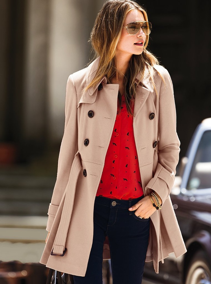 Behati Prinsloo Behati Prinsloo