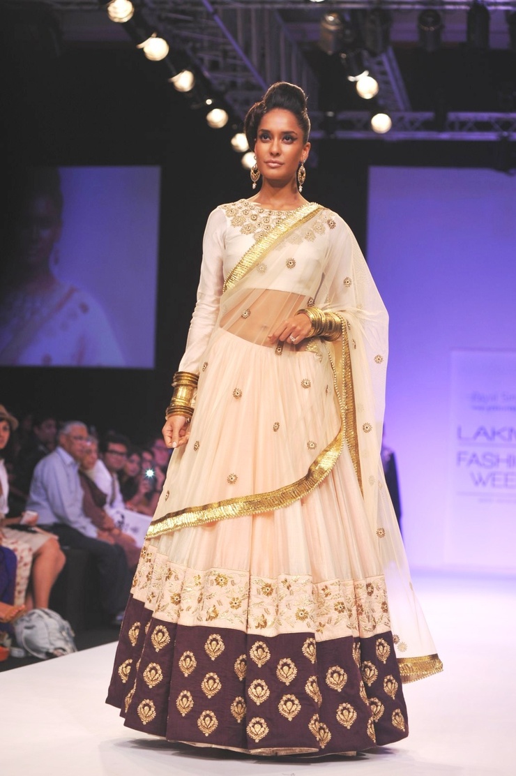 Lisa Haydon