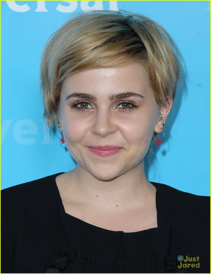 Mae Whitman