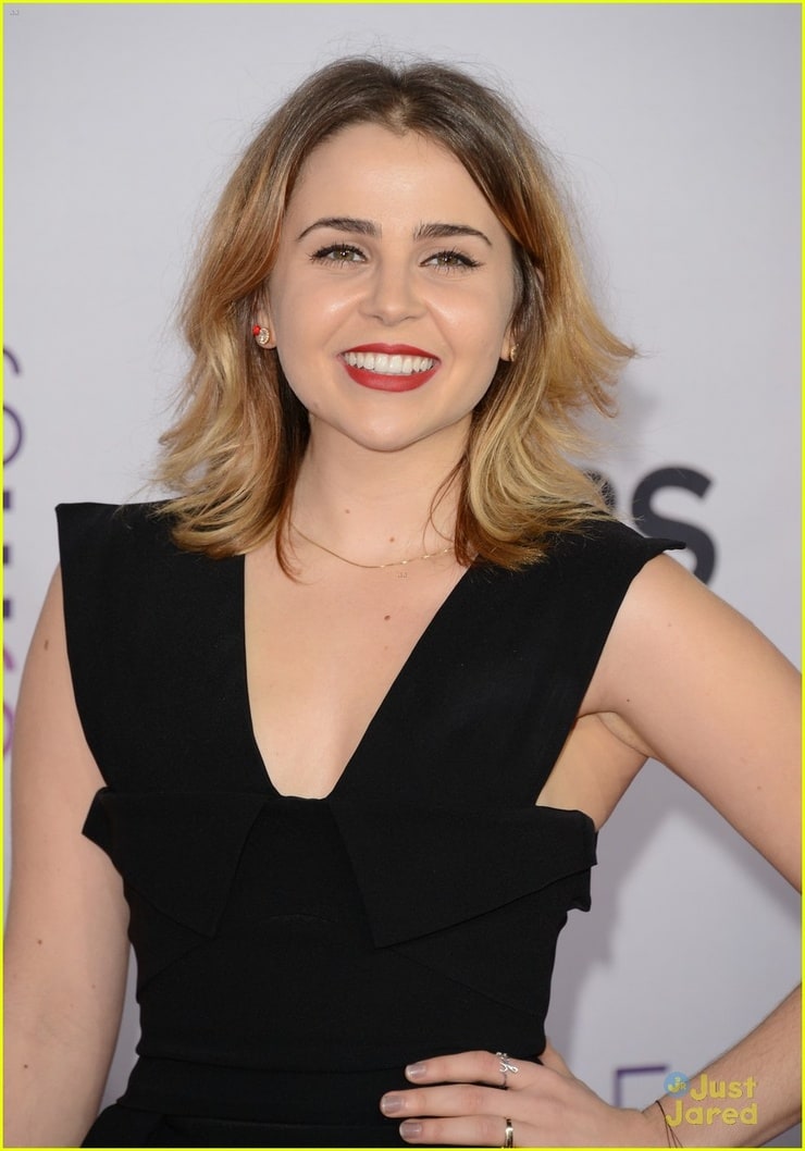 Mae Whitman