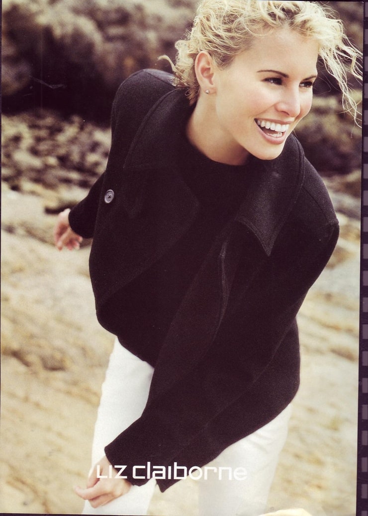 Picture of Niki Taylor