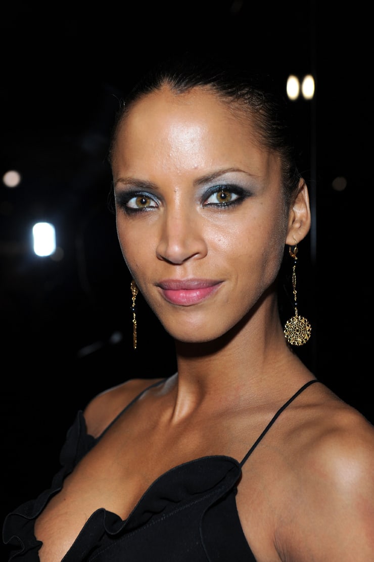 Noémie Lenoir Noémie Lenoir