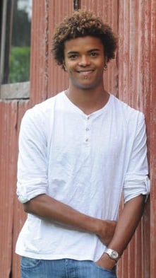 Eka Darville