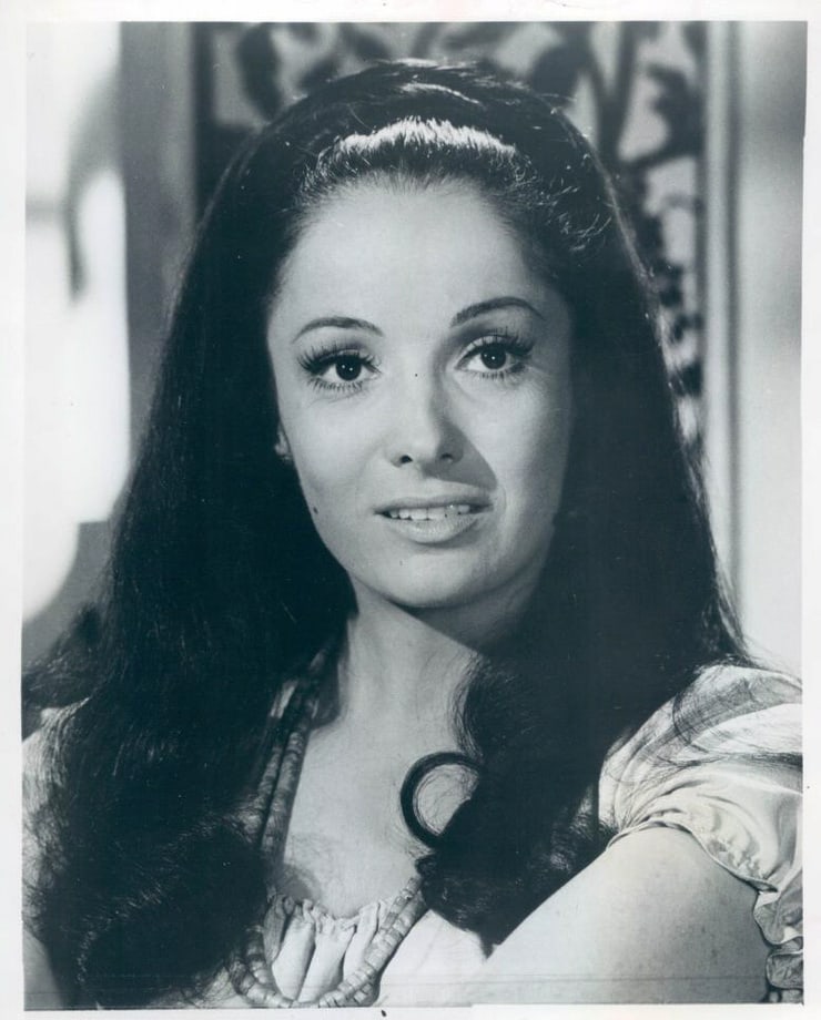 Linda Cristal