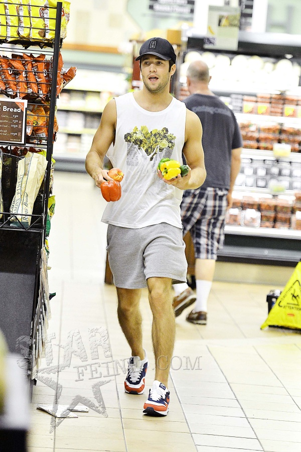 Joshua Bowman