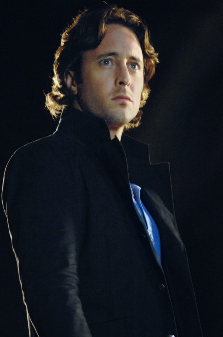 Alex O'Loughlin