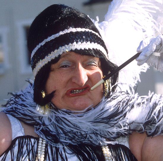 Bella Emberg Bella Emberg