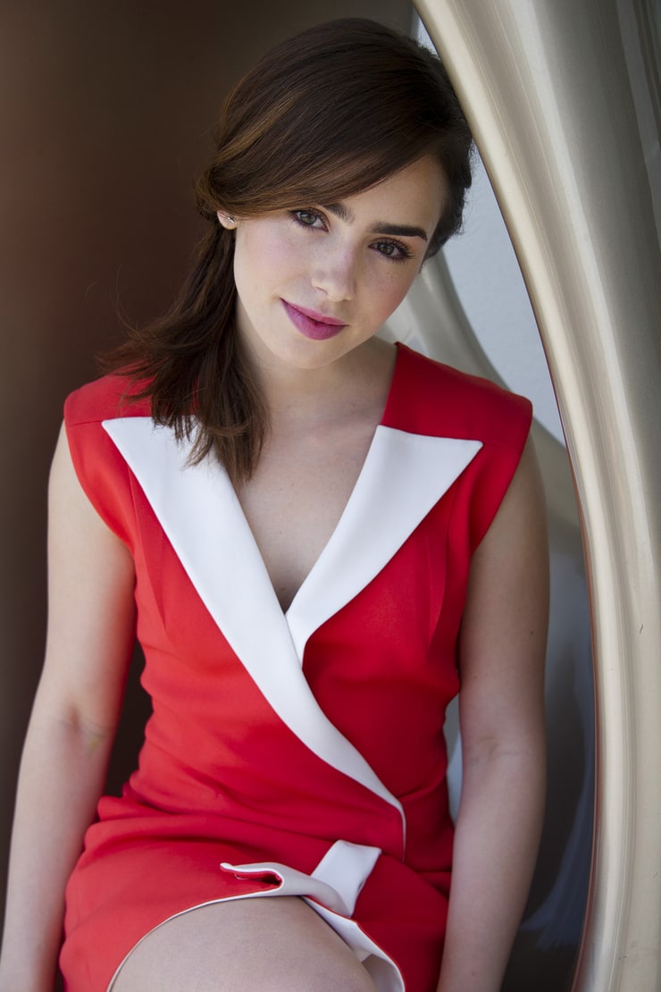 Lily Collins