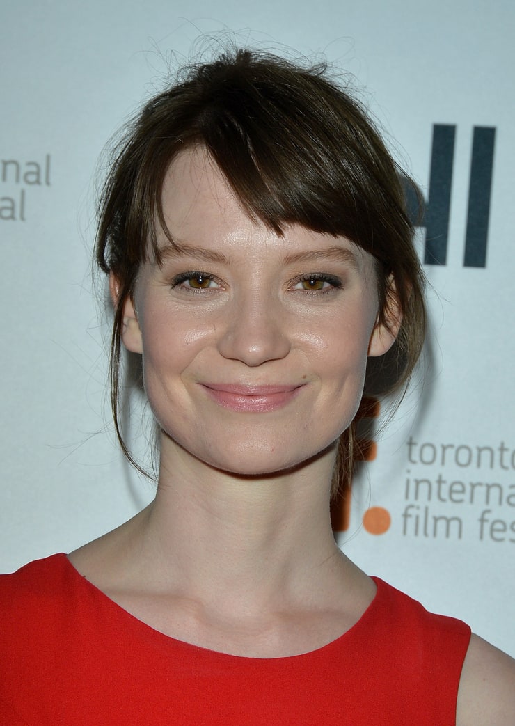 Mia Wasikowska