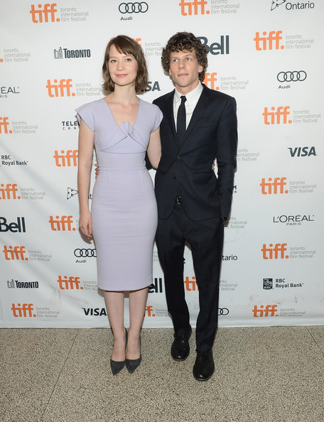 Mia Wasikowska