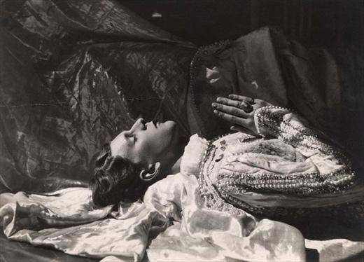 Cecil Beaton: Stephen Tennant as Prince Charming (1927)