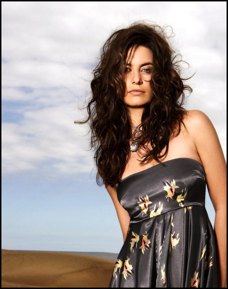 Laetitia Milot Laetitia Milot