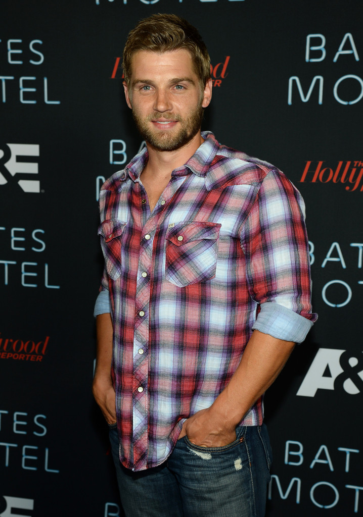 Mike Vogel Mike Vogel