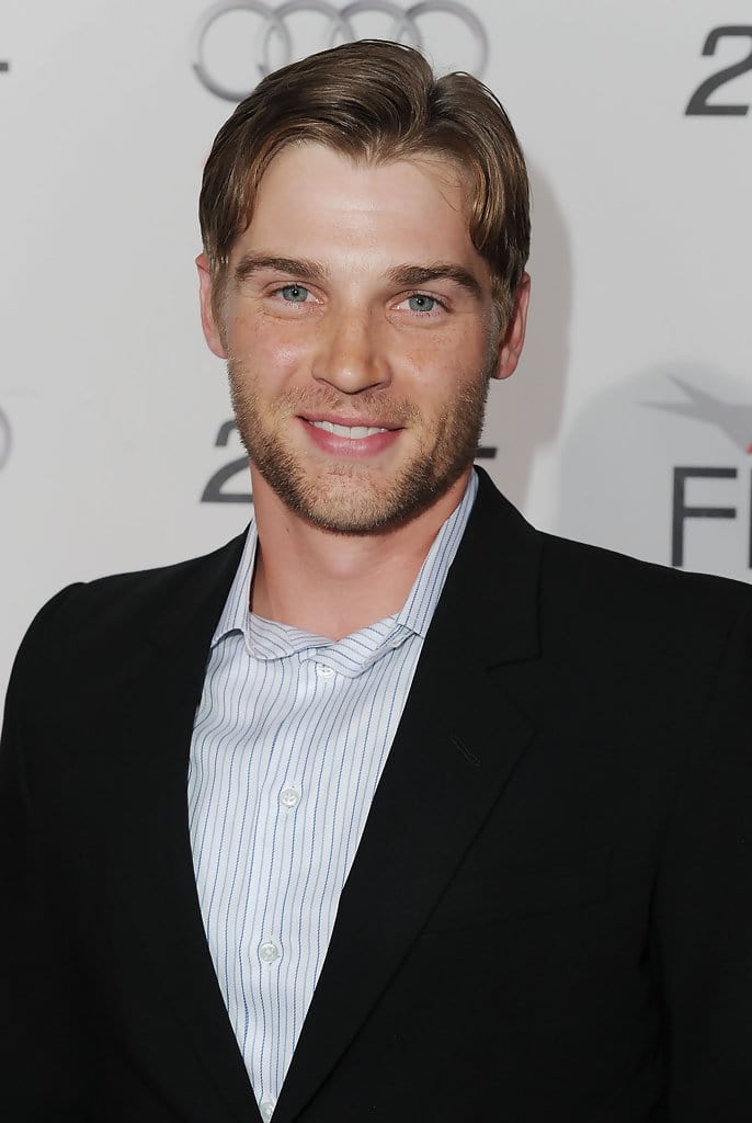 Mike Vogel