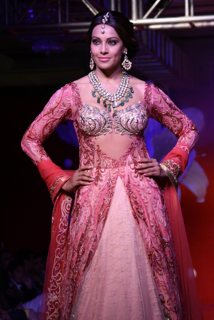 Bipasha Basu