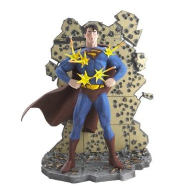 Superman Returns Select Sculpture - Invulnerable Man of Steel
