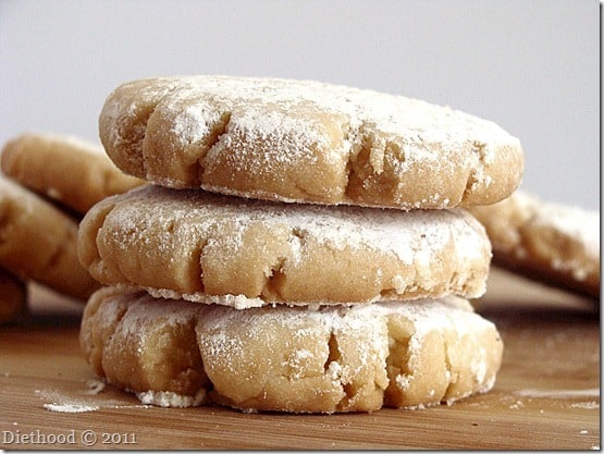 Gurabii (Shortbread Cookies)