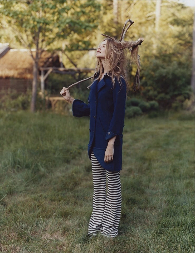 Behati Prinsloo Behati Prinsloo