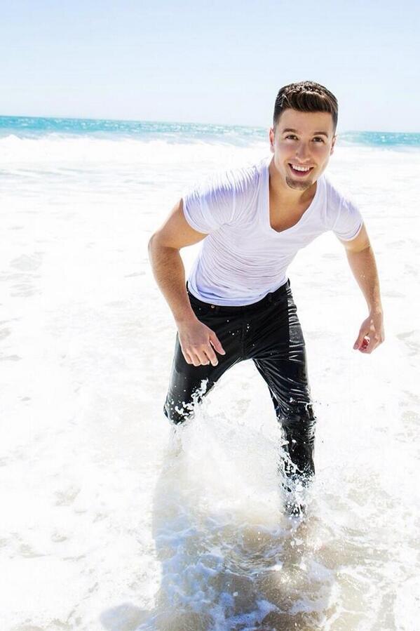 Logan Henderson