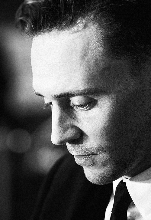 Tom Hiddleston Tom Hiddleston