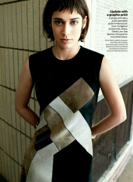 Lizzy Caplan