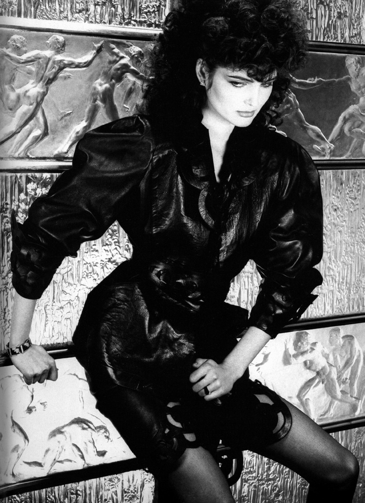 Eva Voorhis