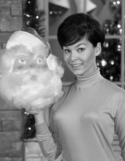 Yvonne Craig