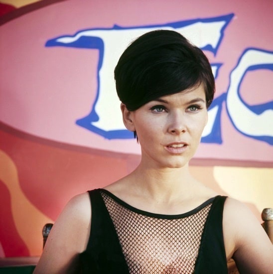 Next photo of Yvonne Craig