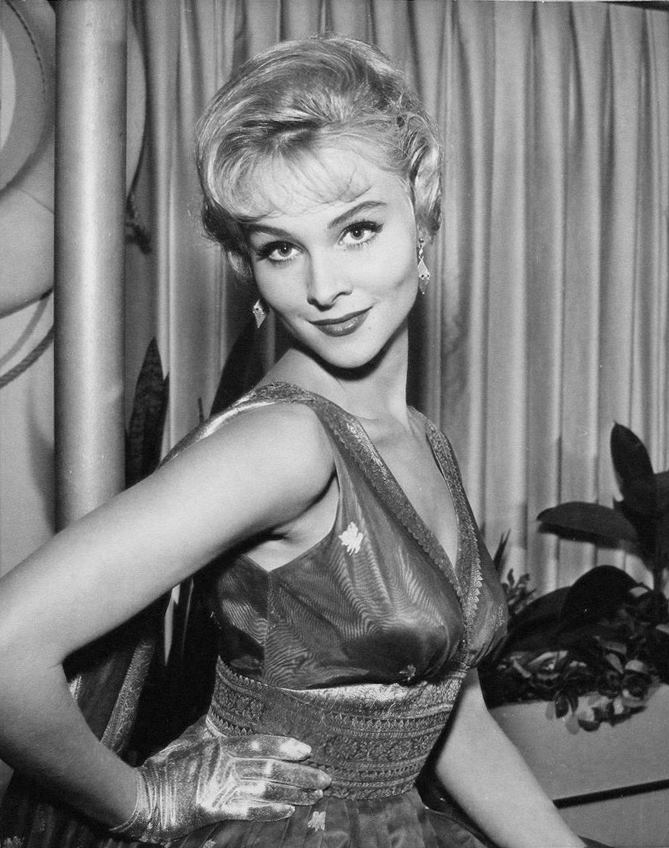 Diane McBain Diane McBain