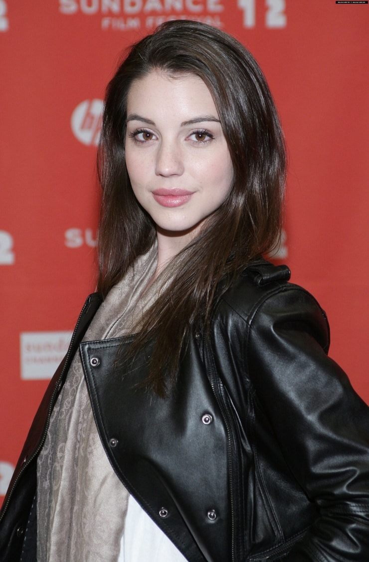 Adelaide Kane Pics