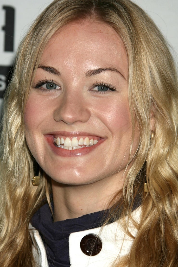 Yvonne Strahovski