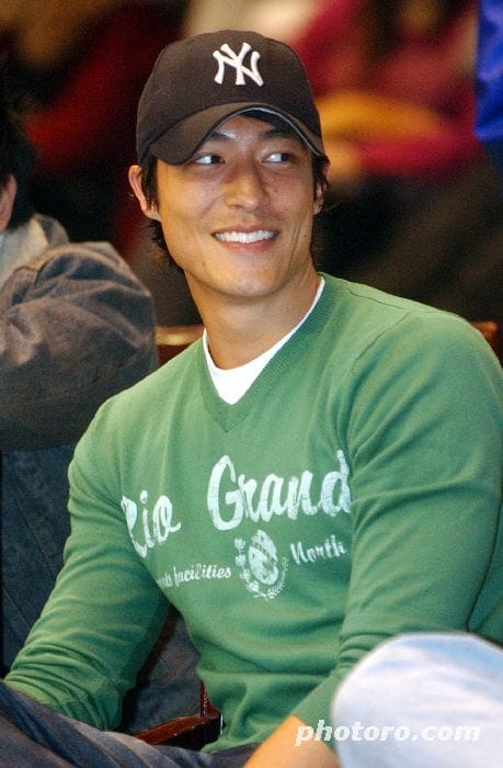 Daniel Henney