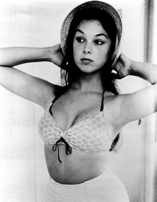 Yvonne Craig