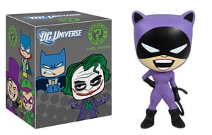 DC Universe Mystery Minis Series 1: Catwoman (Standing)