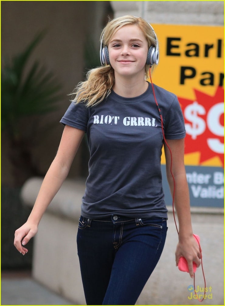 Kiernan Shipka Kiernan Shipka