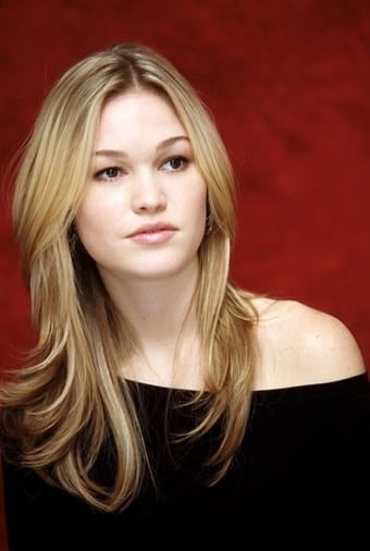 Julia Stiles