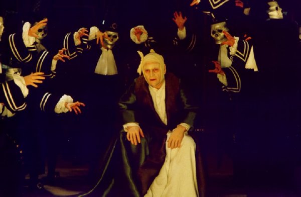Le roi danse