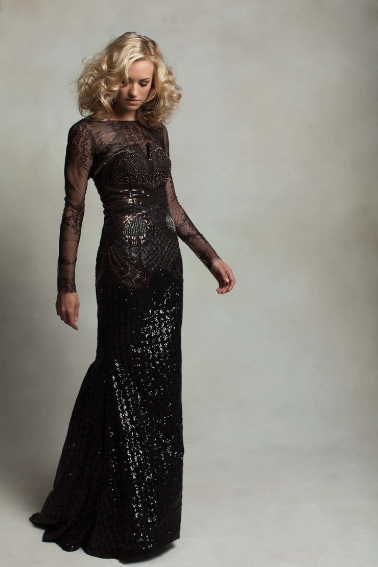 Yvonne Strahovski Yvonne Strahovski