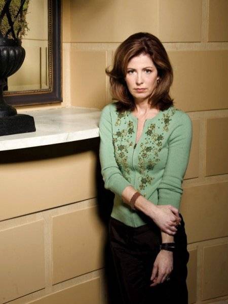Dana Delany