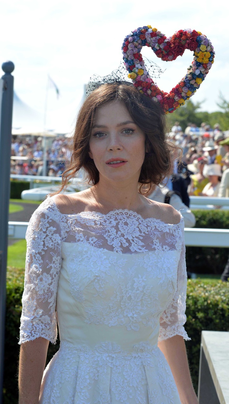 Anna Friel